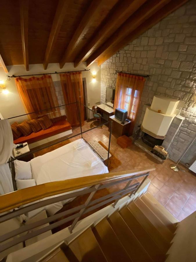 Villa Καστρο Πετρινα Σαλε Καλαβρυτα Kalavryta Exterior foto