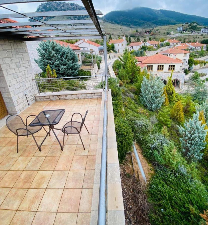 Villa Καστρο Πετρινα Σαλε Καλαβρυτα Kalavryta Exterior foto